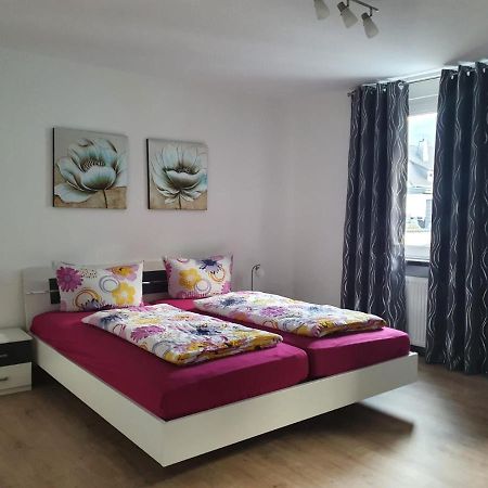 Ferienhaus Schnitzius Kinheim ภายนอก รูปภาพ