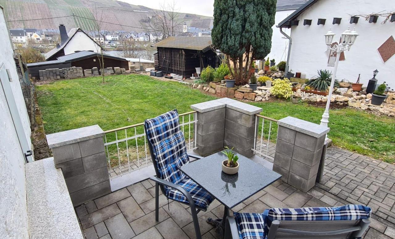 Ferienhaus Schnitzius Kinheim ภายนอก รูปภาพ