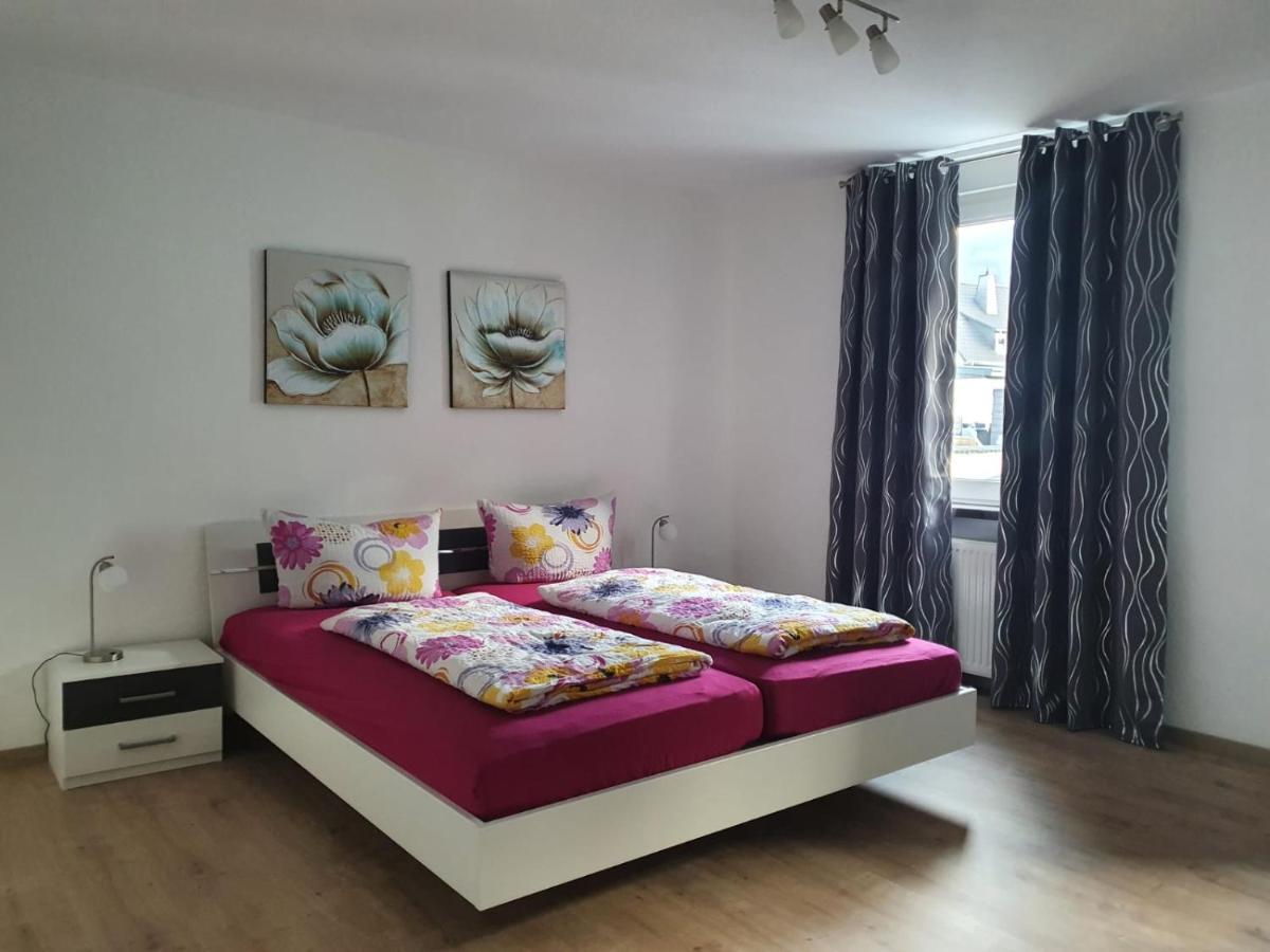 Ferienhaus Schnitzius Kinheim ภายนอก รูปภาพ
